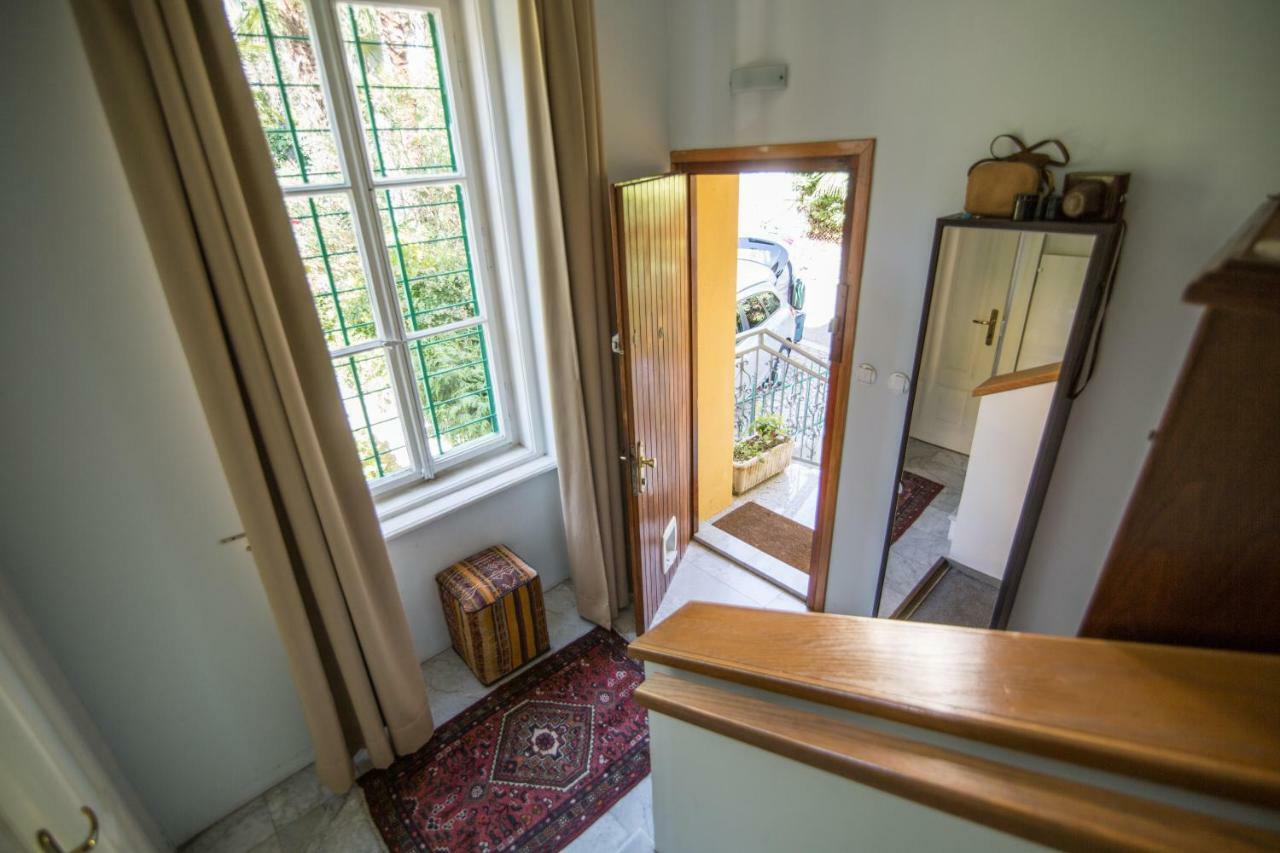 Astro Hungarian Villa: Penthouse with Green Beach Views Opatija Exterior photo