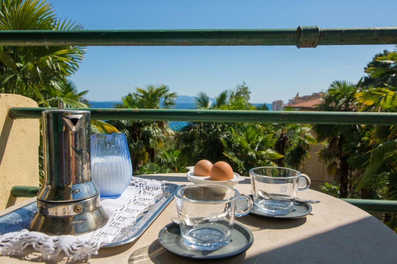 Astro Hungarian Villa: Penthouse with Green Beach Views Opatija Exterior photo